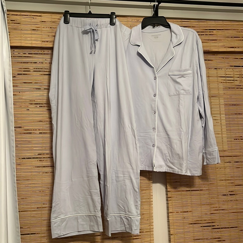 Brand New Amazon Basics Comfy Pajamas Set - Pale Blue Size XL